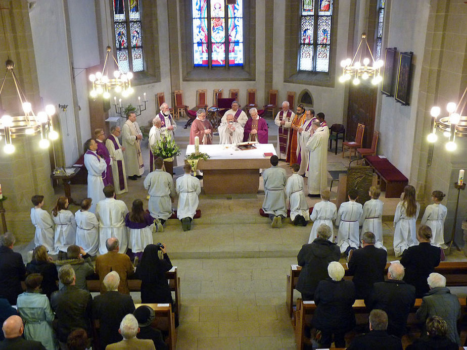 Festgottesdienst zum 50jahrigen Priesterjubiläum von Stadtpfarrer i.R. Geistlichen Rat Ulrich Trzeciok (Foto: Karl-Franz Thiede)